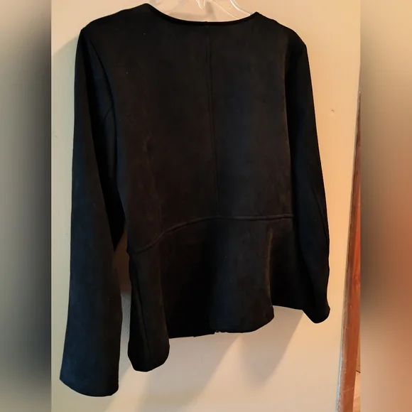 Women's Black Faux Suede Jacket - Picture 2 of 4